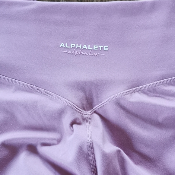 Beautiful Alphalux essential legging alphalete - Picture 3 of 4